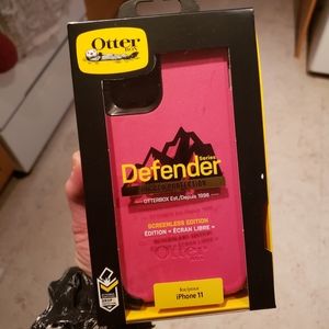 Otter Box IPhone 11 Pink Case